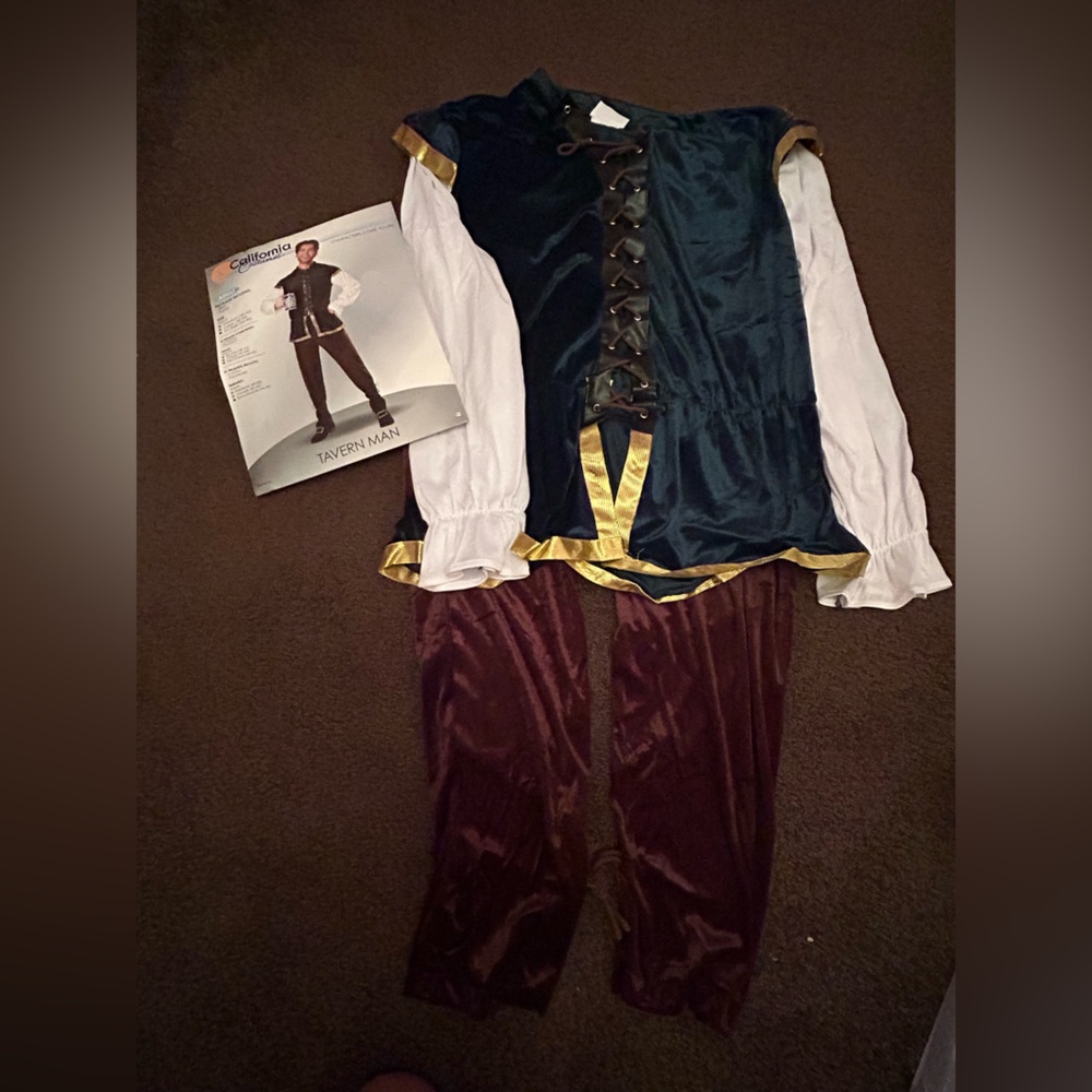 Costume